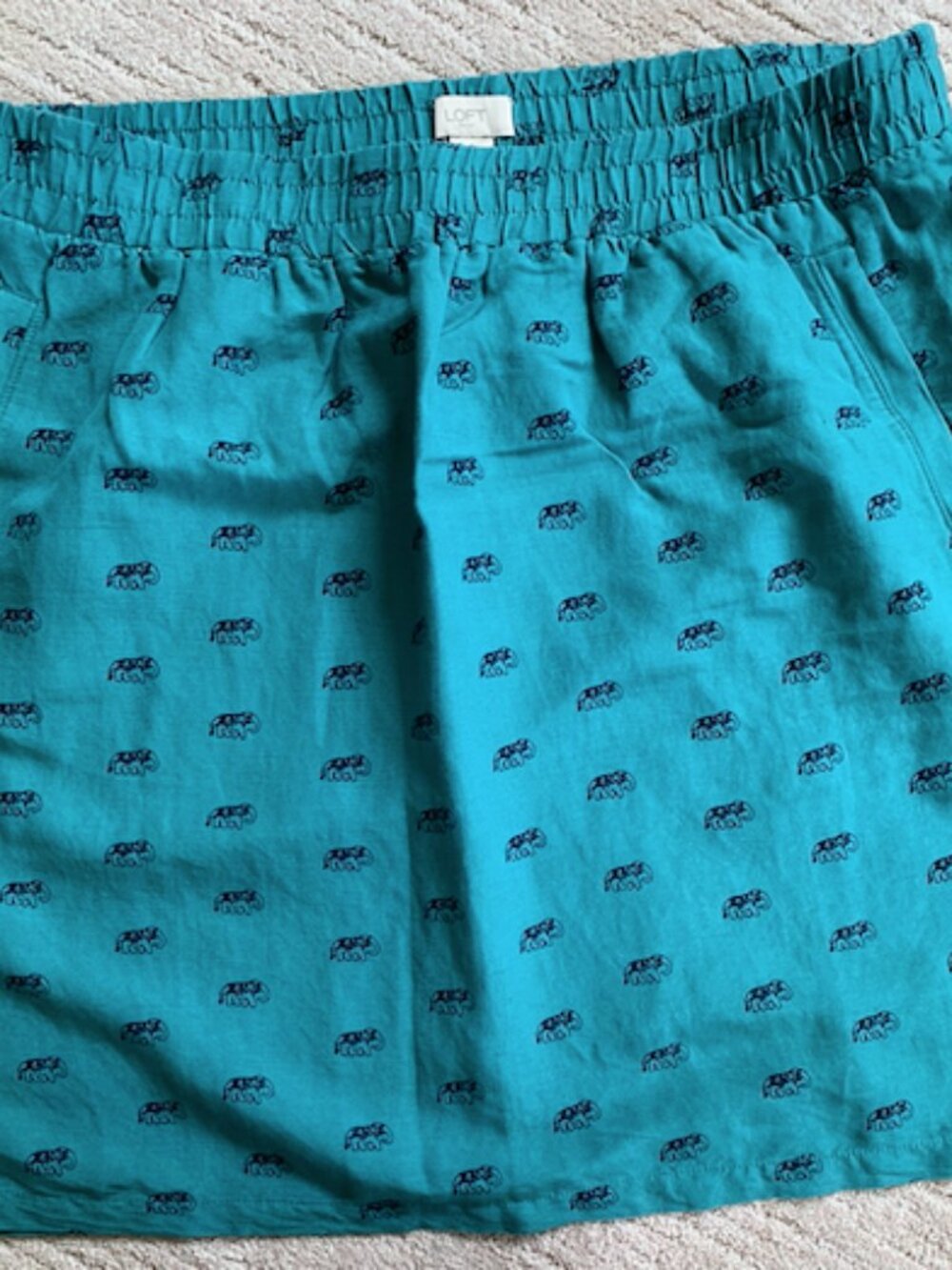 NWT LOFT Green Elephant Novelty Print Elastic Waist Skirt with Pockets Size L